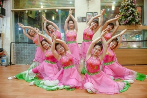 Top 1 Cửa hàng cho thuê trang phục biểu diễn giá rẻ và đẹp nhất Quảng Ninh