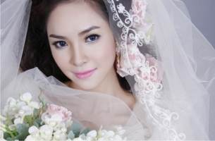 Top 7 Dịch vụ trang điểm đẹp tại nhà giá rẻ nhất tại Hà Nội