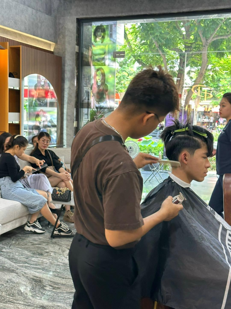 Làm Tóc Tại Padaha Hair Salon HCM Có Nên Không? 5