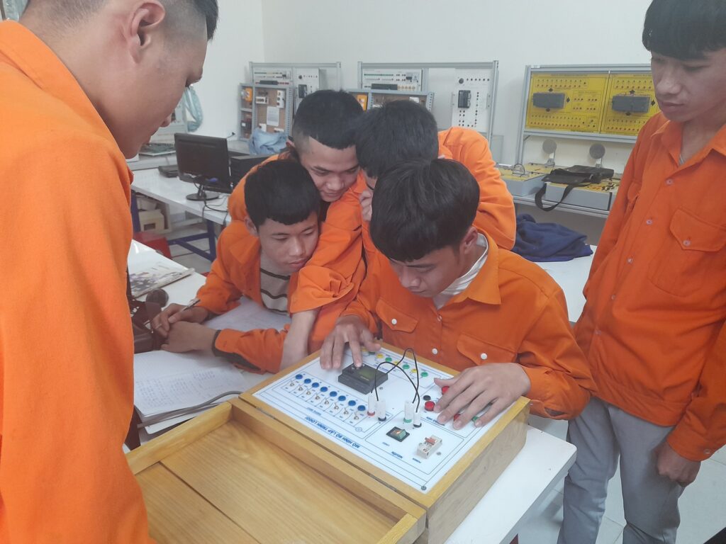 Địa Chỉ Dạy Nghề Nghề Điện Dân Dụng Tại Nghệ An Uy Tín 1